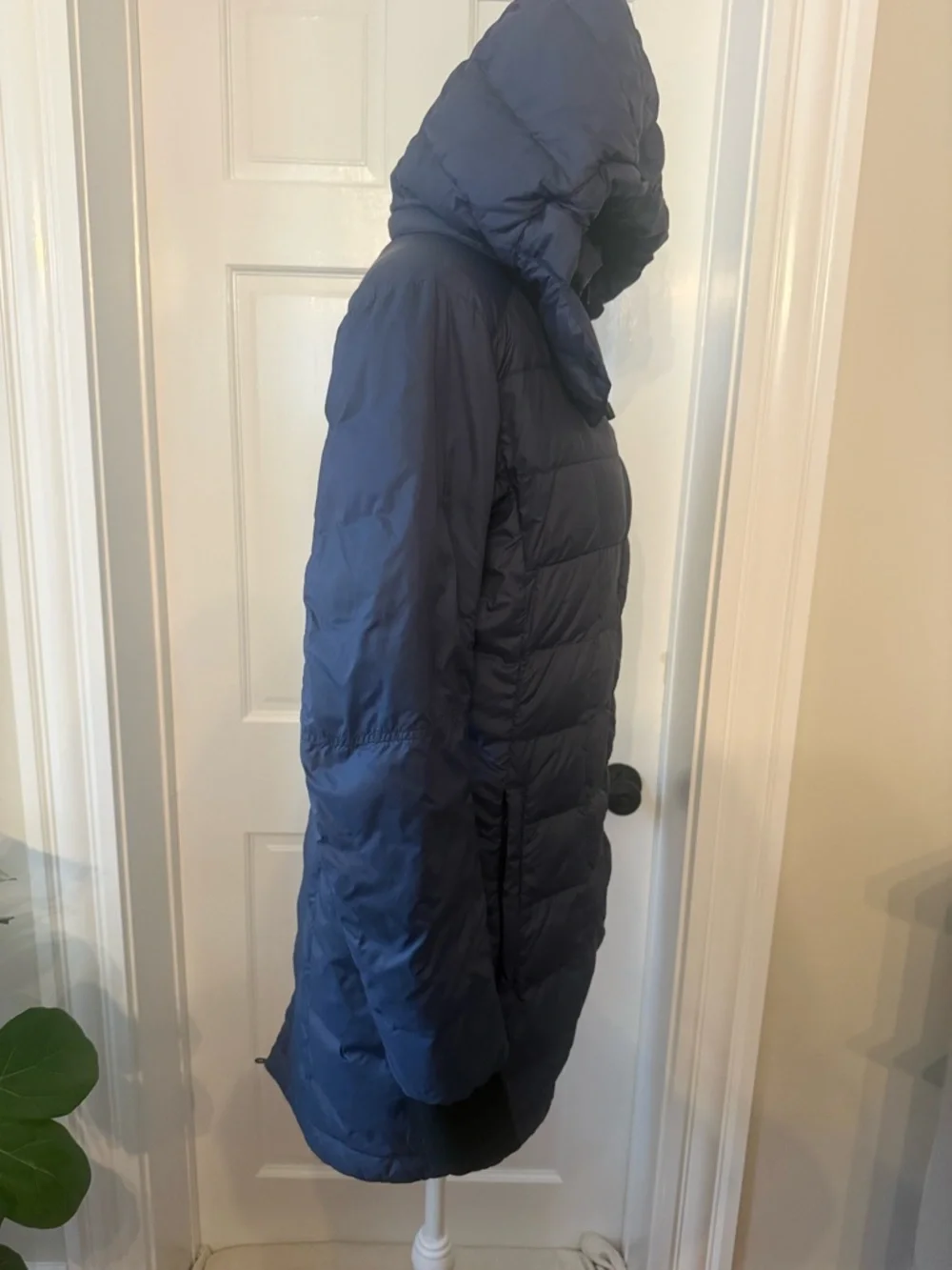 Canada Goose Navy Ellison Hooded Packable Puffer Jacket - Picture 9 of 13